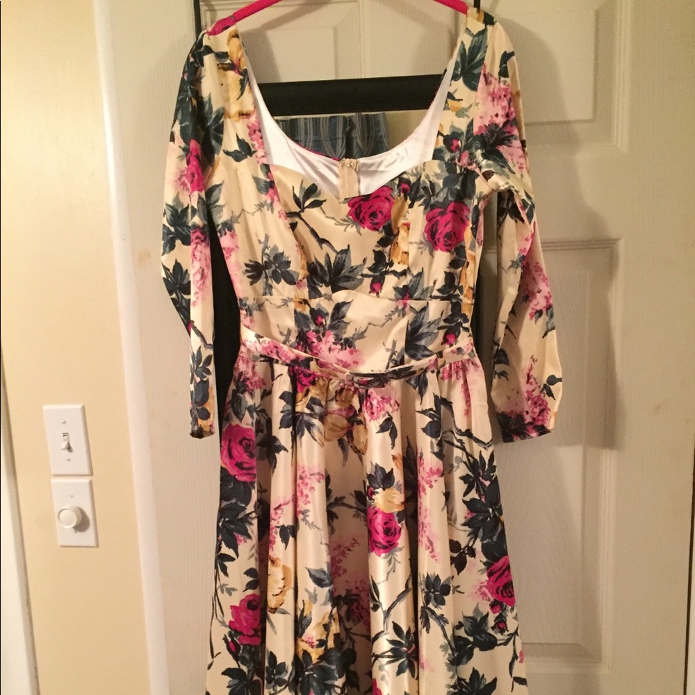 SOLD Pinup Couture Margaret Swing Dress NWOT